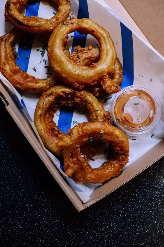 old fashioned onion rings, ultimate onion ring, onion rings recipe